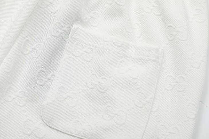 Picture of Gucci Shirt Pant Suits _SKUGucciM-2XL820221502